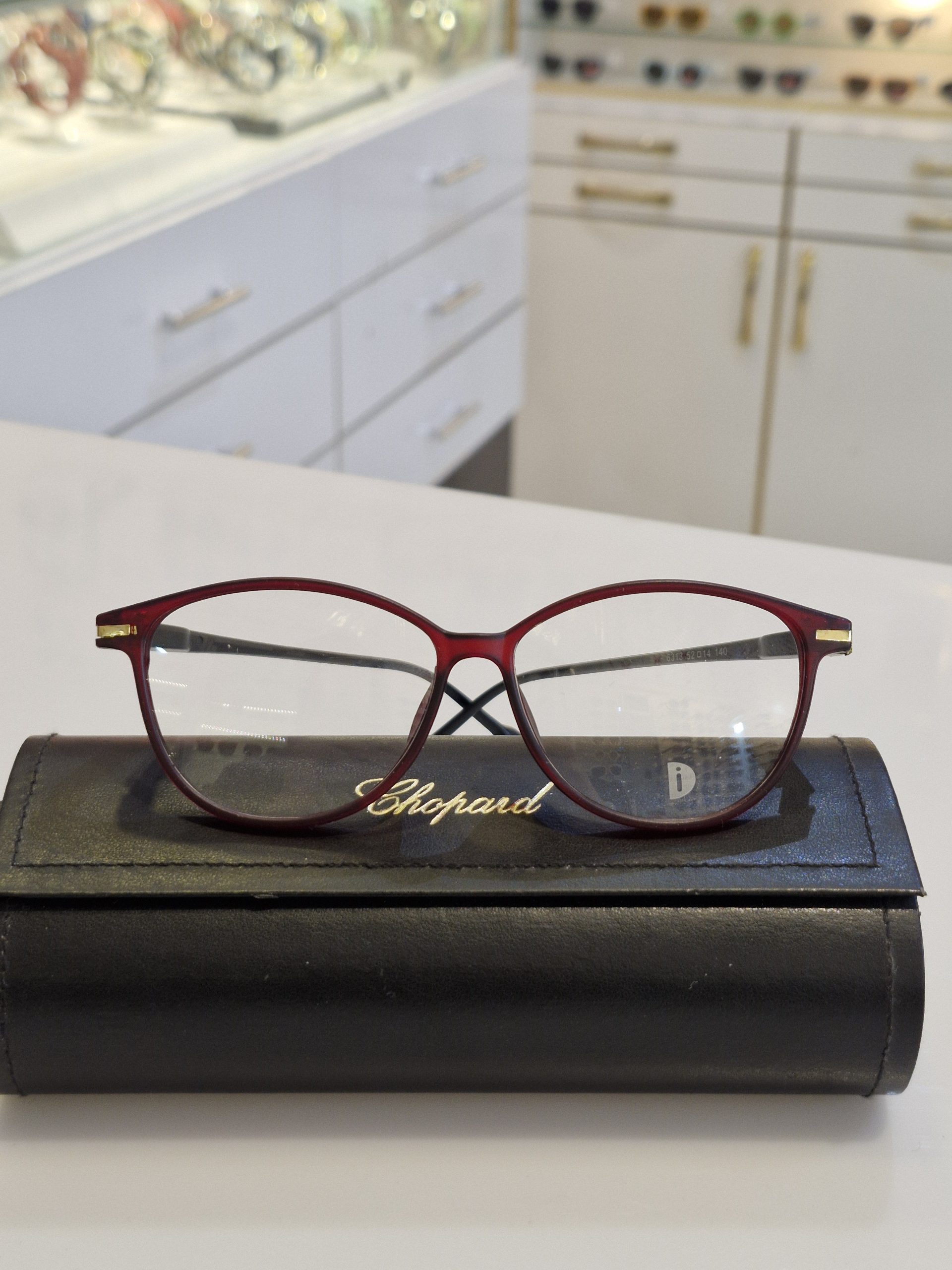 فریم طبی دسته فنر لولا فلز زرشکی مدل گربه ای