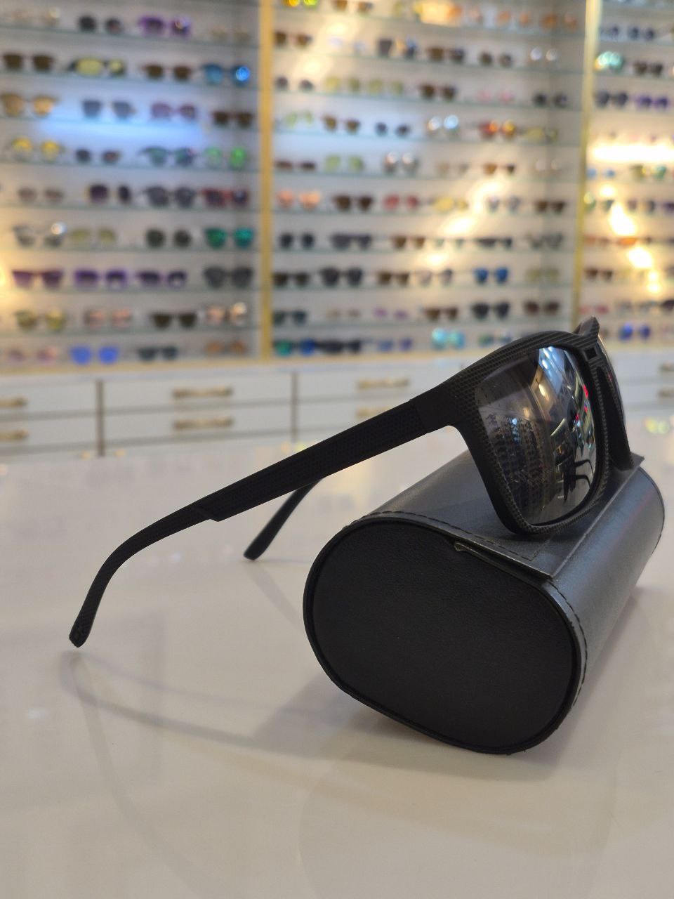 عینک مردانه جدید یووی۴۰۰ لنز شیشه مشکی